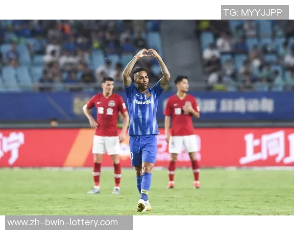 江苏苏宁足球队奋战新赛季期待重返巅峰再创辉煌